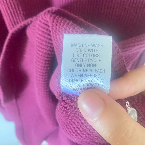 Sonoma women's burgundy long sleeve henley waffle knit size S Y2K Twilight Bella - Picture 6 of 12